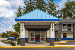 Гостиница Days Inn & Suites by Wyndham Albany