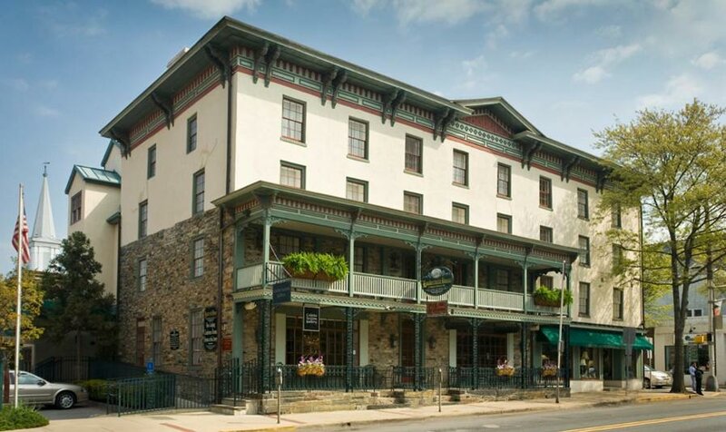 Гостиница Lambertville House