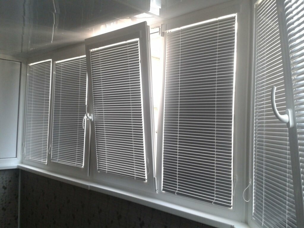 Windows Plastkom, Velsk, photo