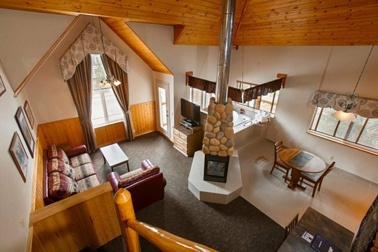 Фото Rundlestone Lodge