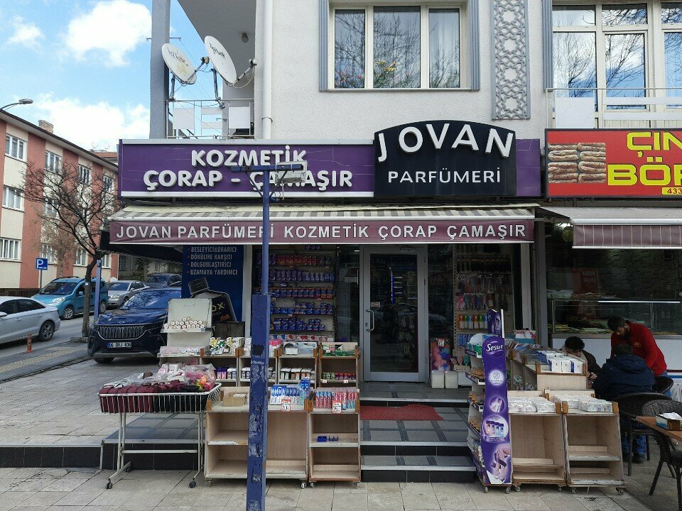 Perfume and cosmetics shop Jovan Parfumeri, Ankara, photo