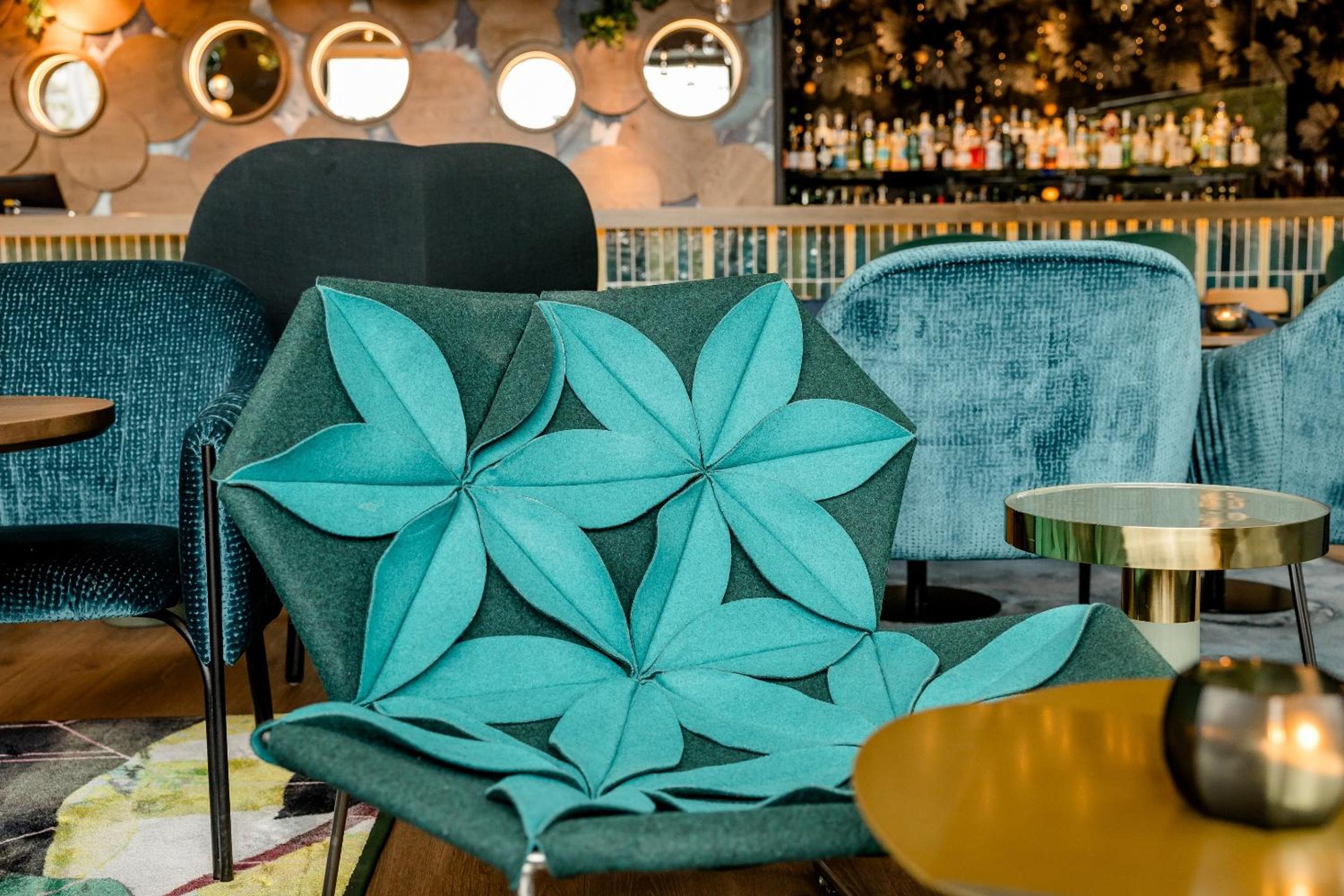 Фото Motel One Wiesbaden