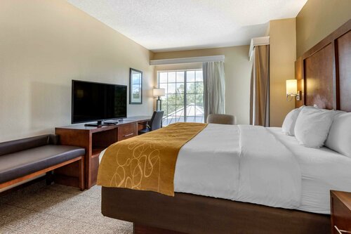 Гостиница Comfort Suites Myrtle Beach Central в Миртл-Бич