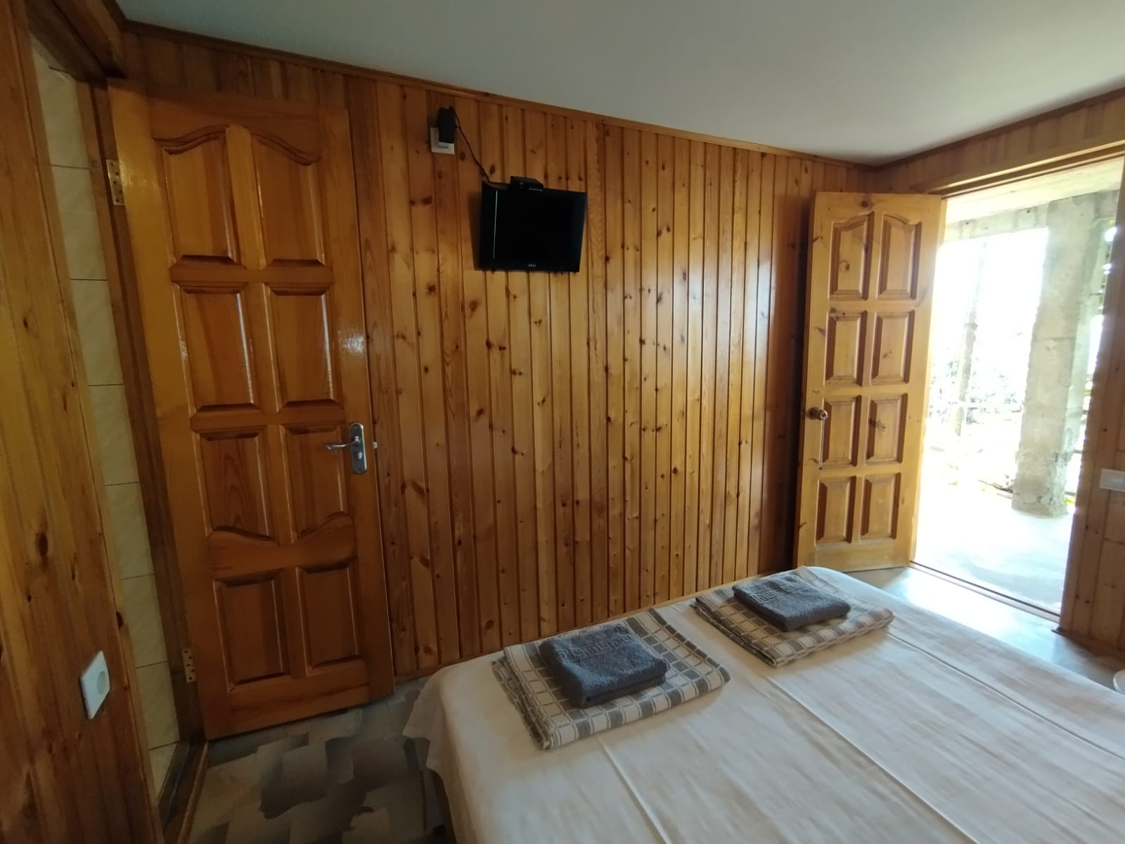 Фото У Артема и Сусанны