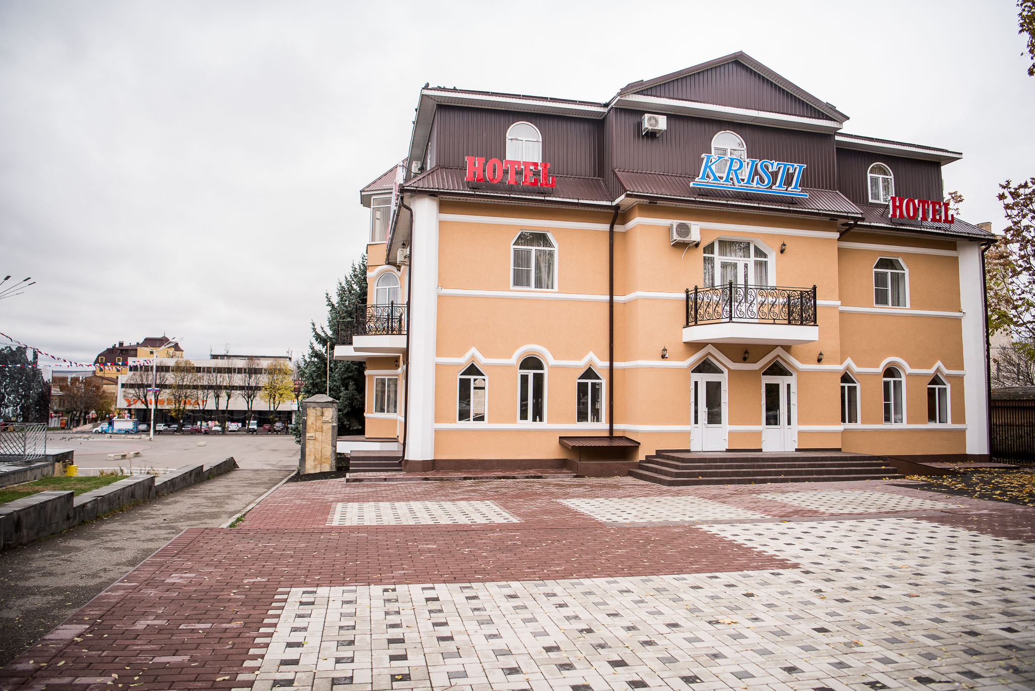 Фото отеля 1