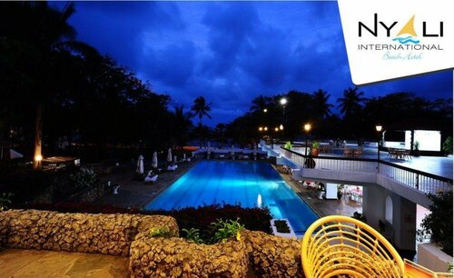 Гостиница Отель Nyali Sun Africa Beach Hotel & SPA в Момбасе