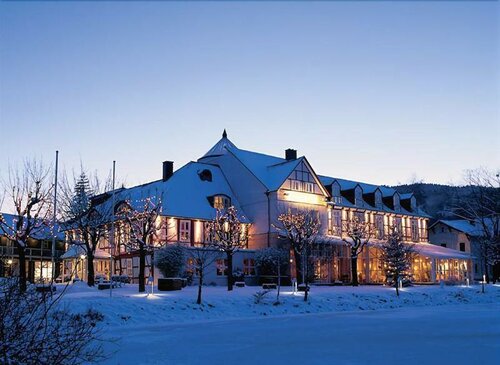 Внешний вид отеля Landhaus Zu Den Rothen Forellen Hotel в Ильзенбурге, фото 4