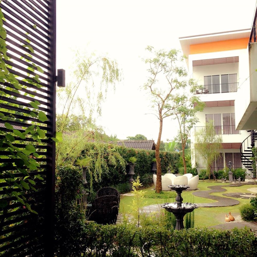 Фото Natnalin Hotel