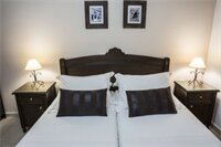 Фото Porto Kalyves Seaside Apartments