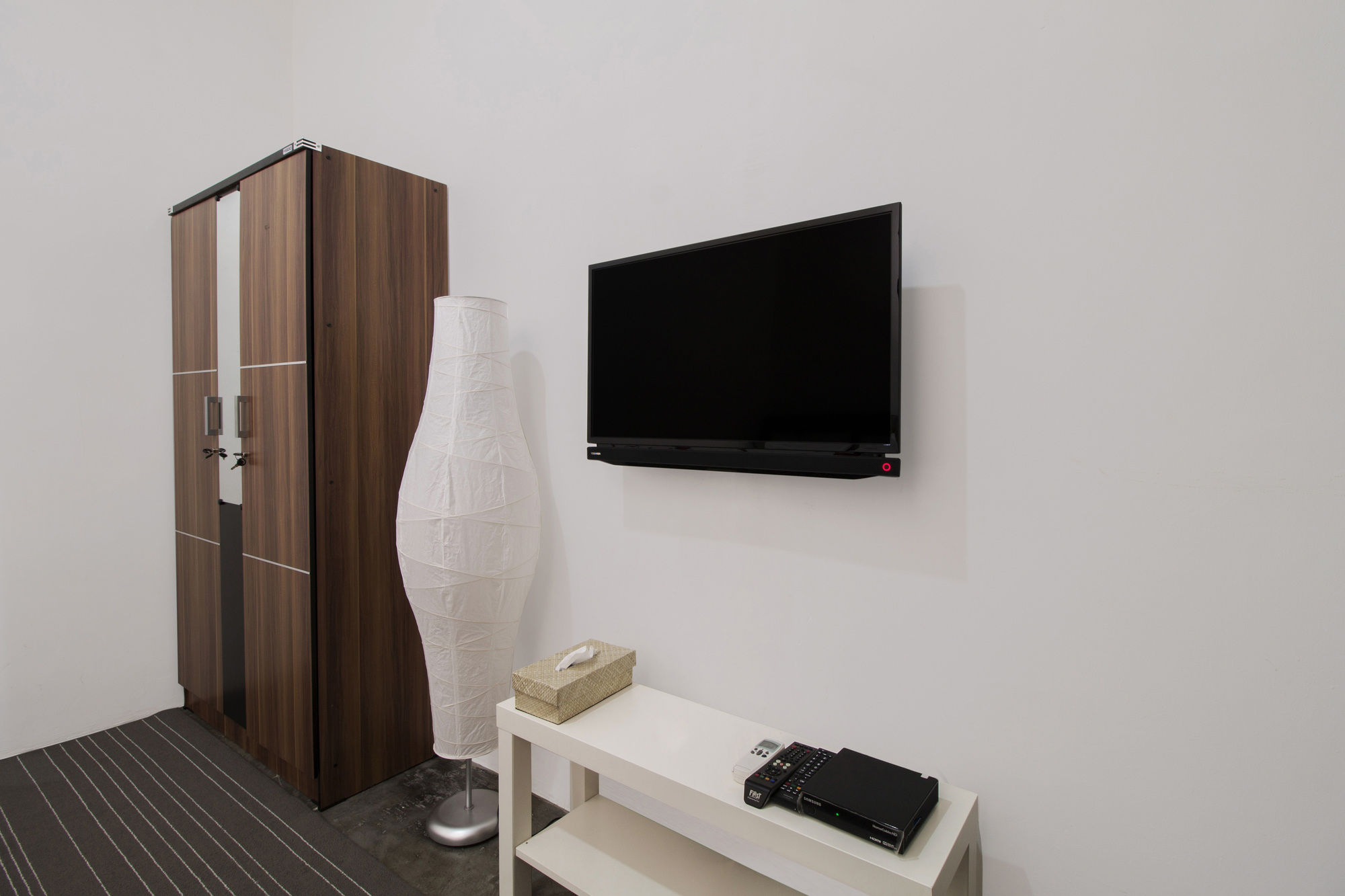 Фото RedDoorz @ Radio Dalam