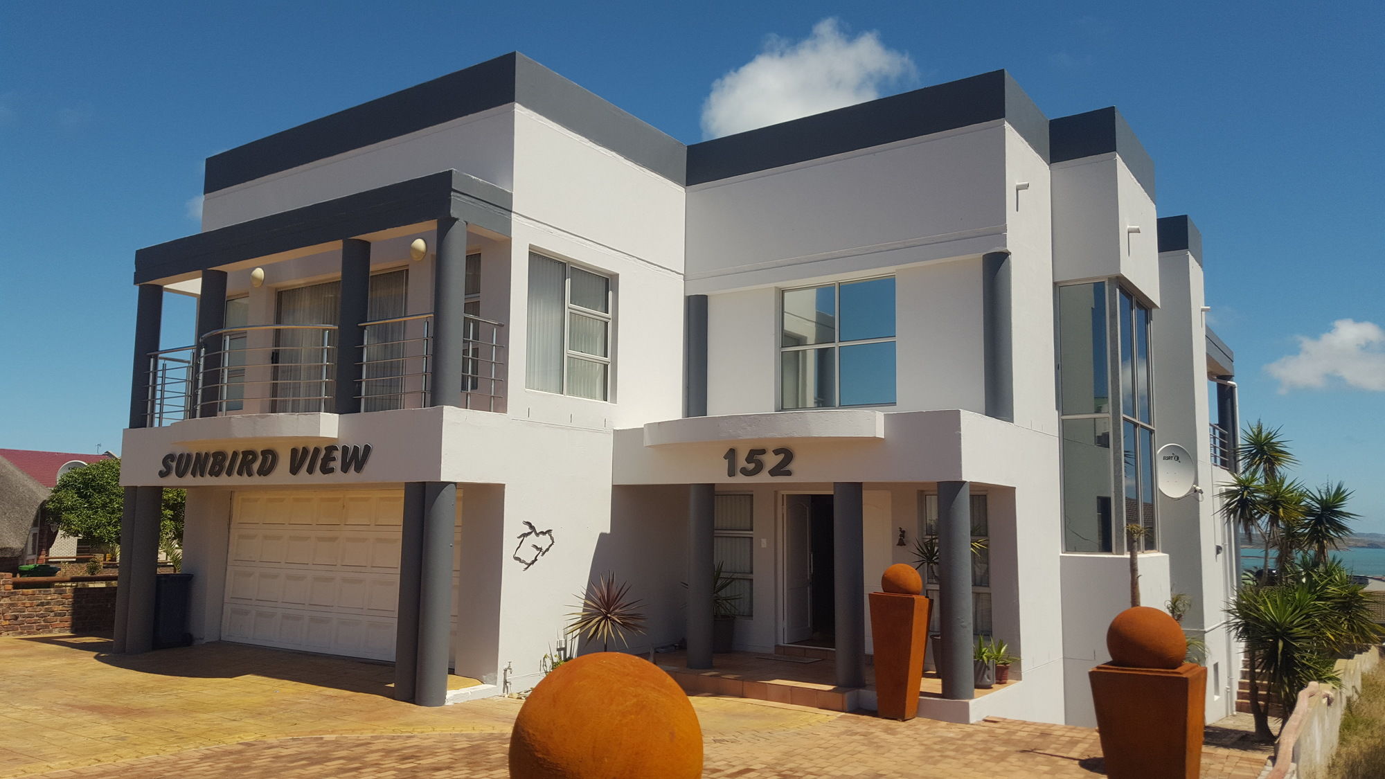 Фото Sunbird View