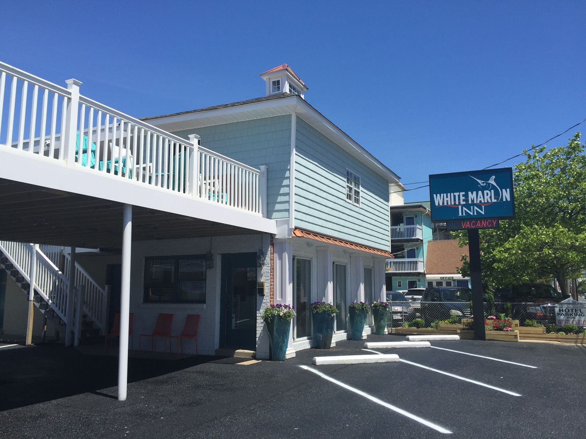 Фото White Marlin Inn