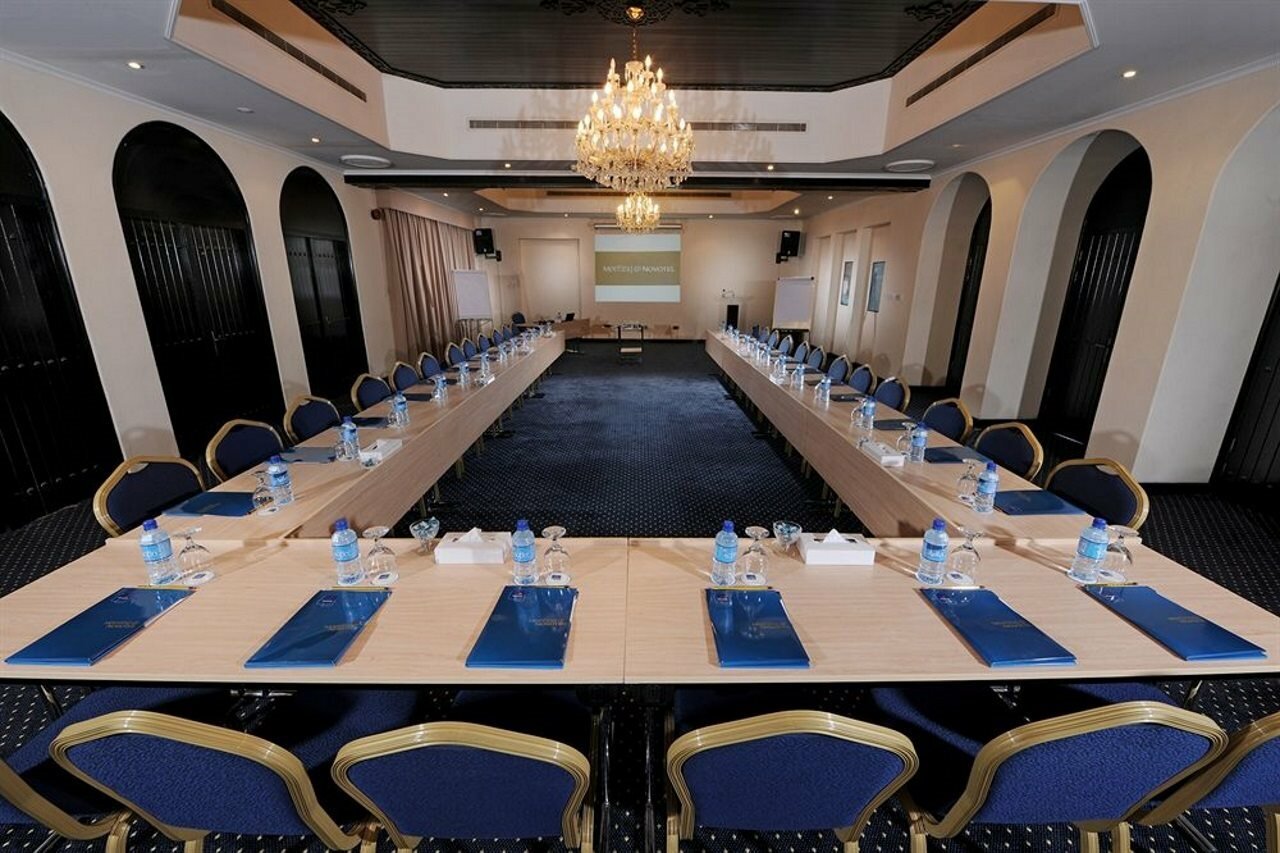 Фото Novotel Bahrain Al Dana Resort