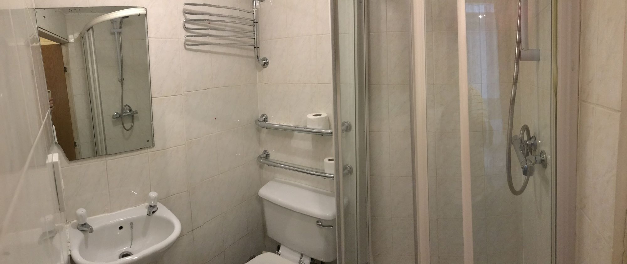 Фото Springfield Hotel London