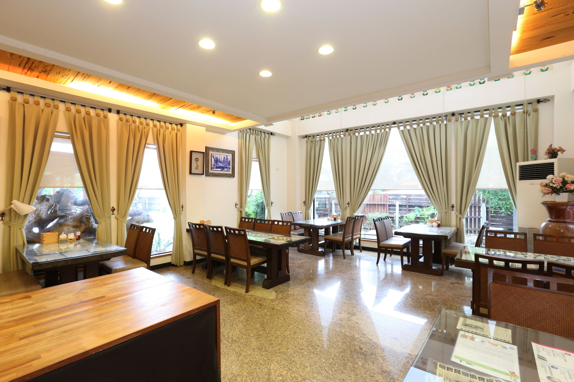 Фото Cypress House