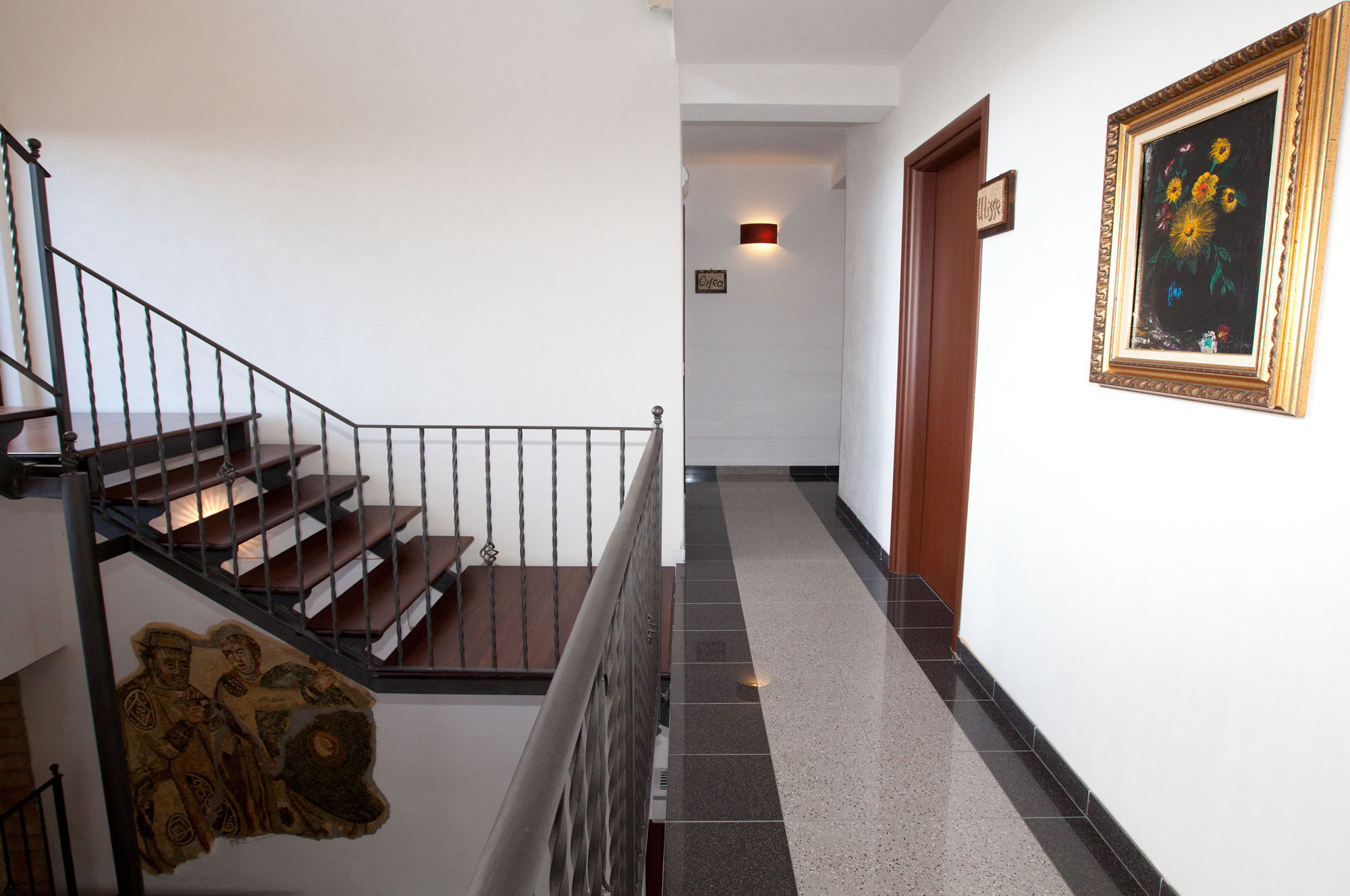 Фото La Casa Rossa Country House