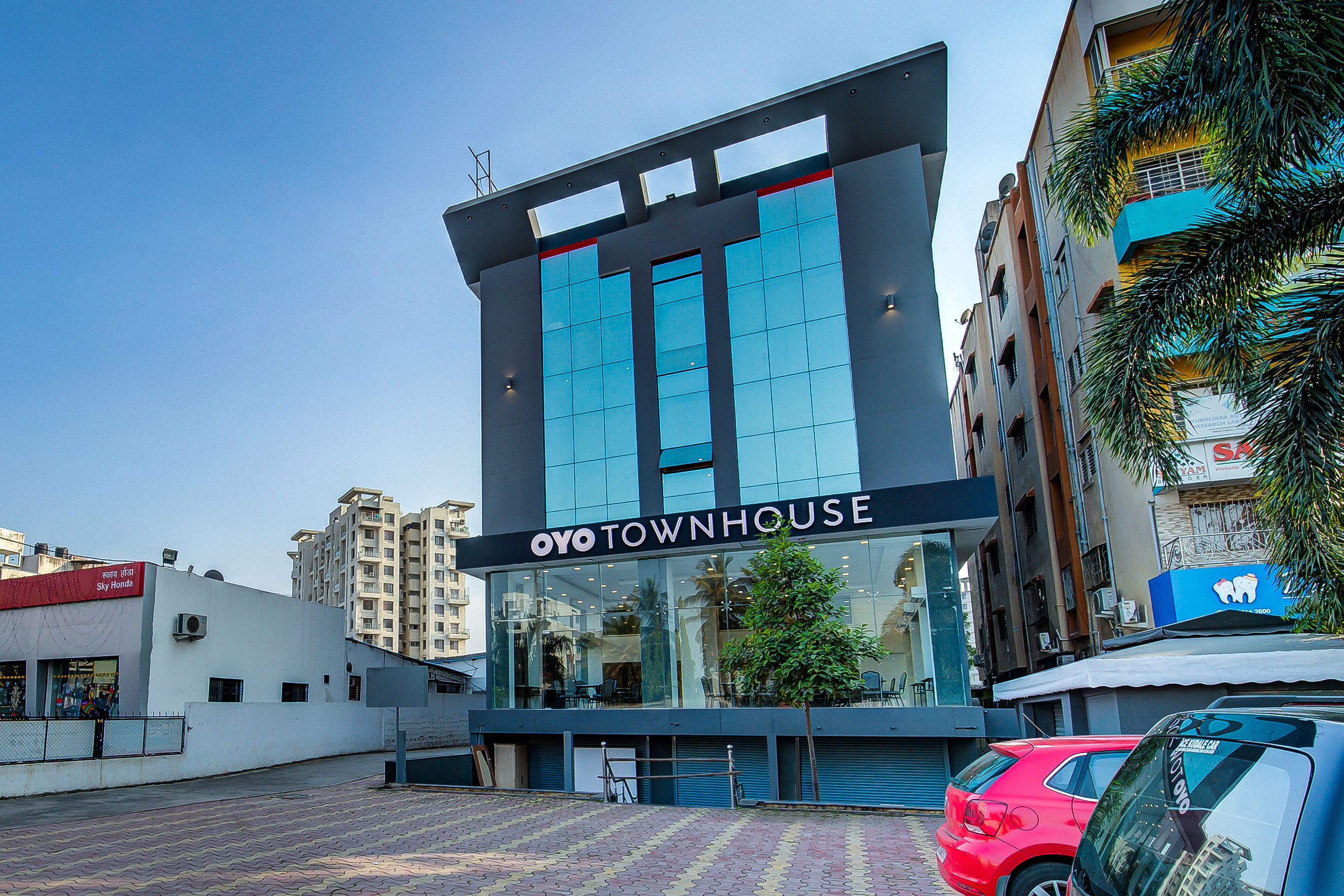 Фото отеля 1