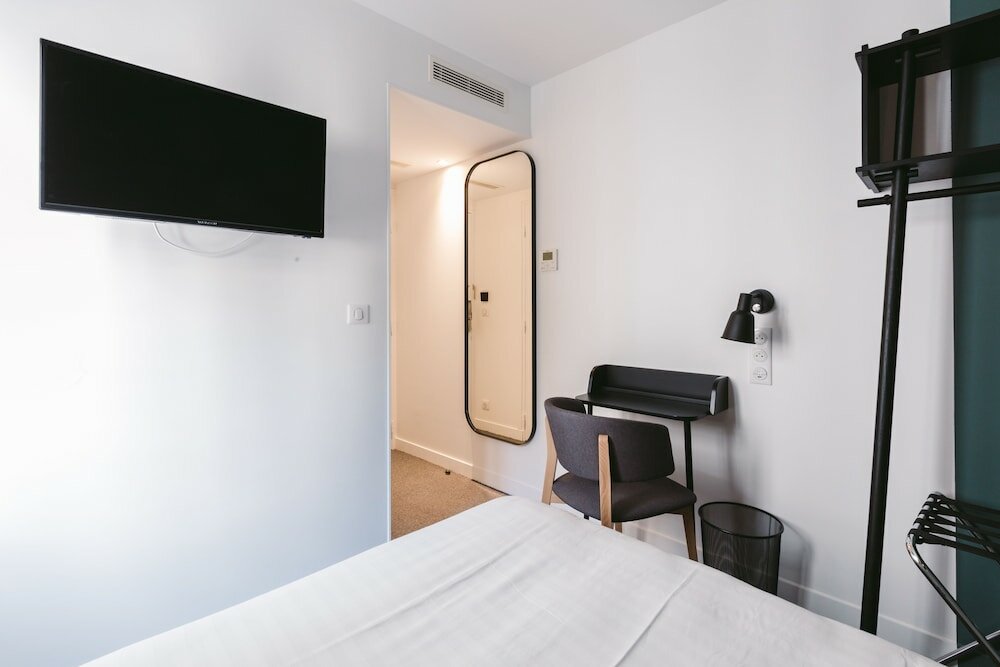 Фото Le Petit Cosy Hôtel