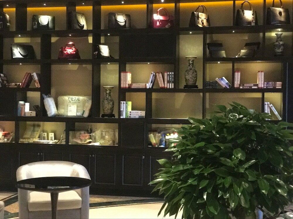 Фото Sun Moon Lake Hotel