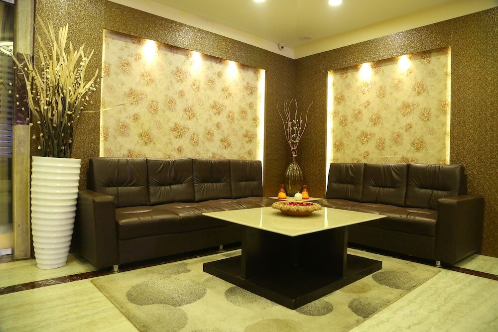 Фото Отель The Golden Apple