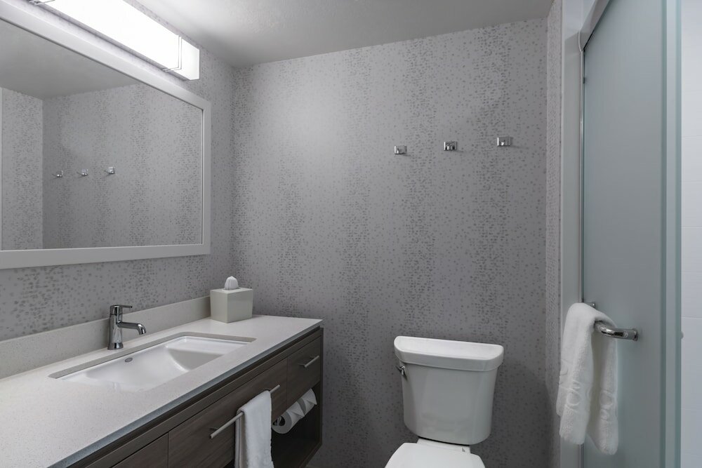 Фото Home2 Suites by Hilton Kingman