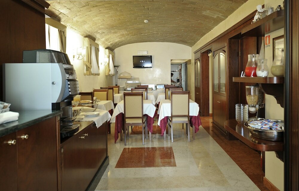 Фото Aurelius Art Gallery Smart Hotel