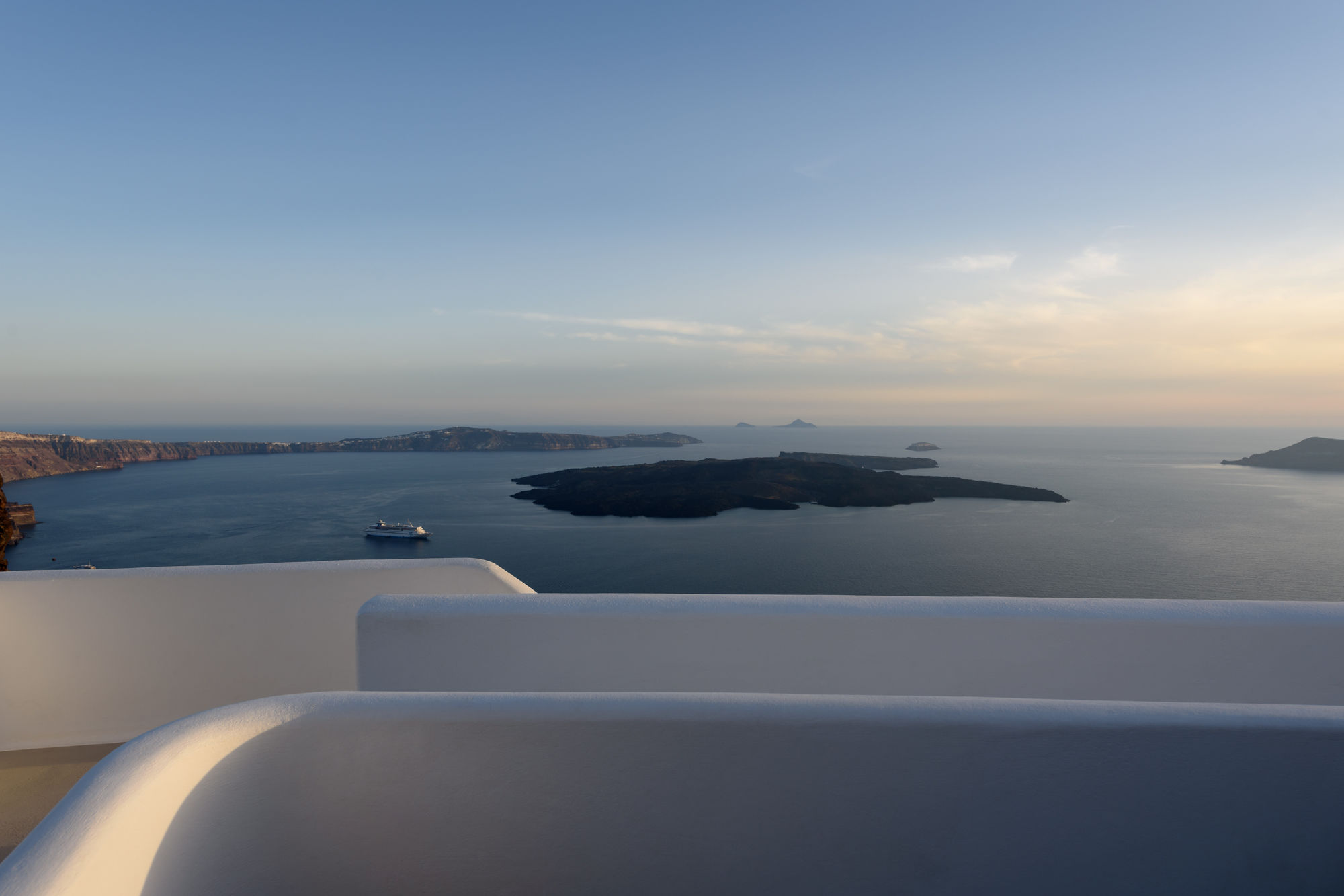 Фото Cocoon Suites