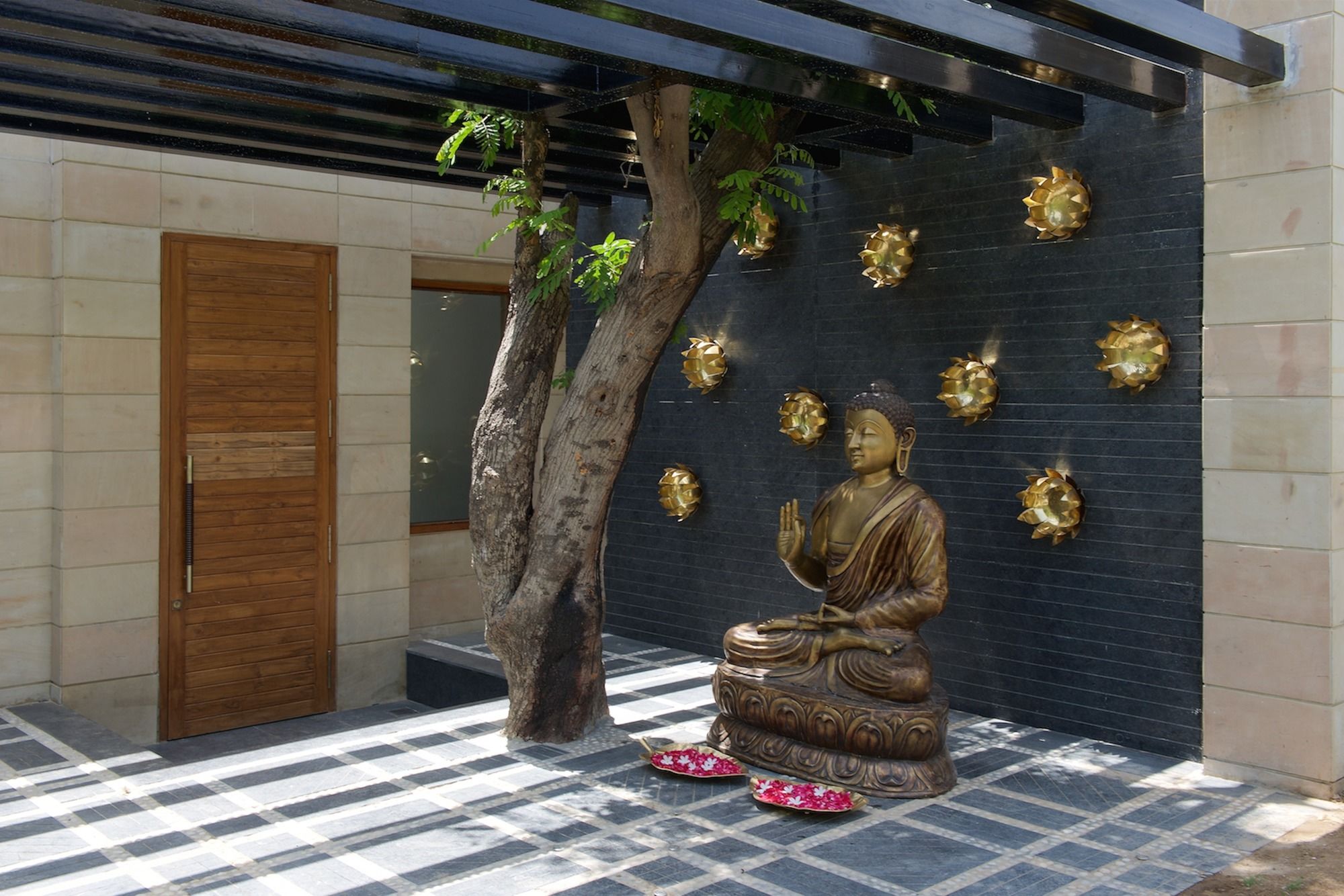 Фото Hotel Lakend