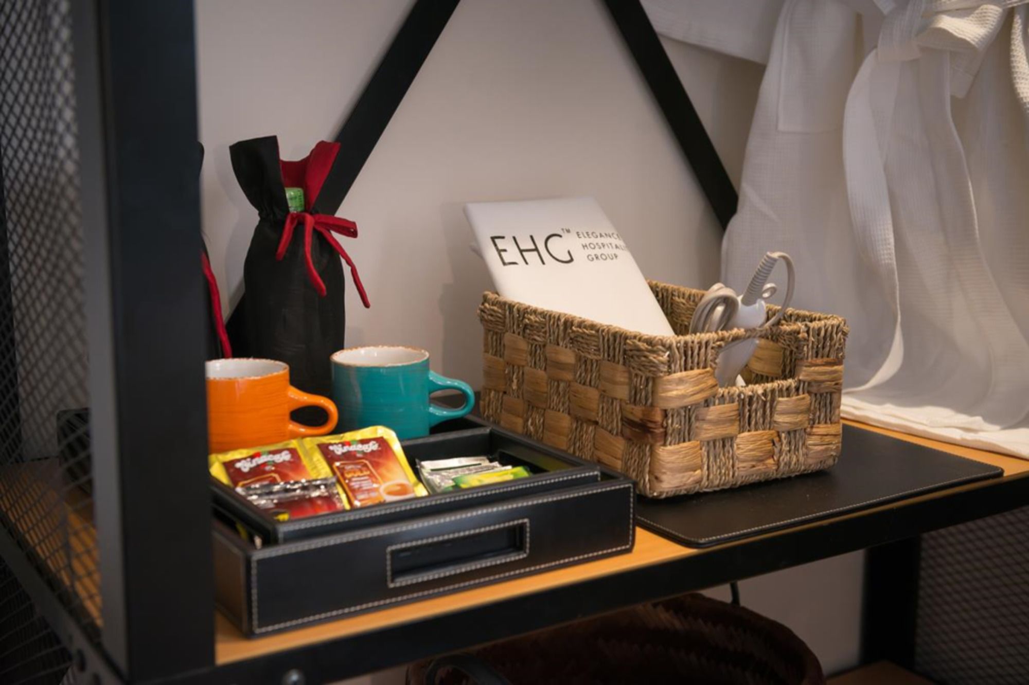 Фото C Central Hotel