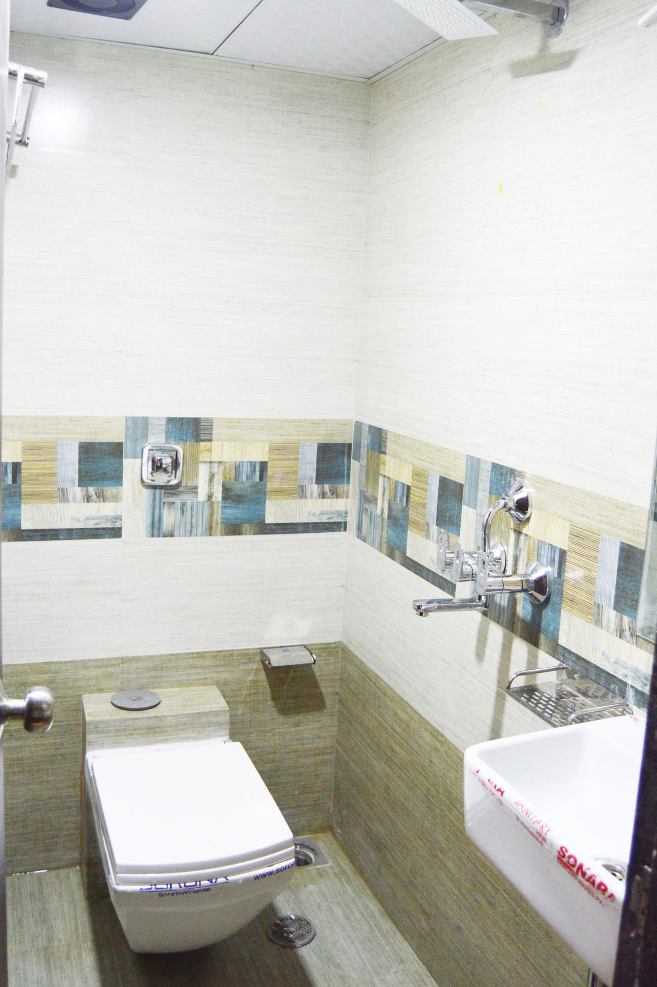 Фото Hotel Ak International