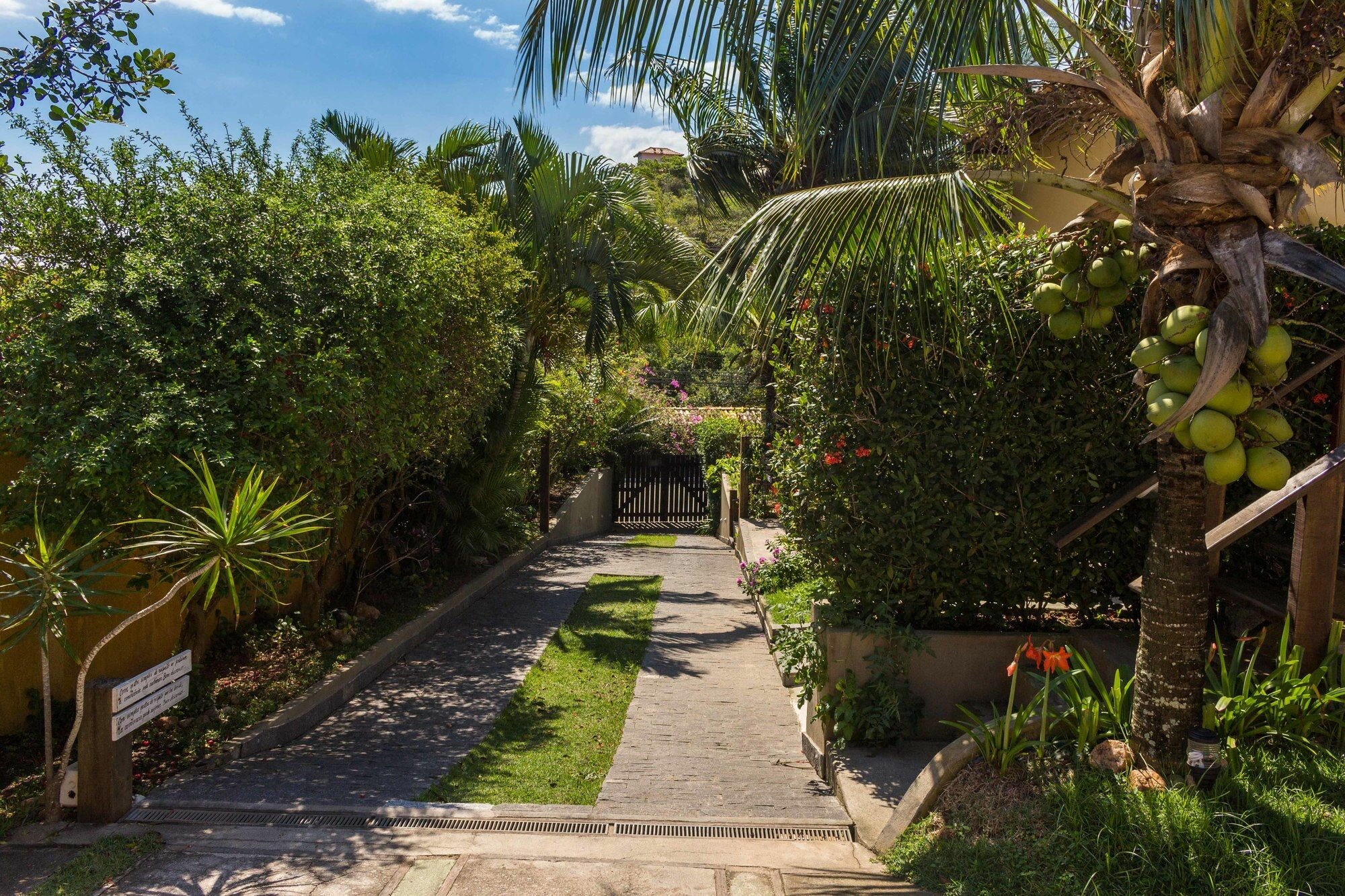 Фото Pousada Búzios Garden