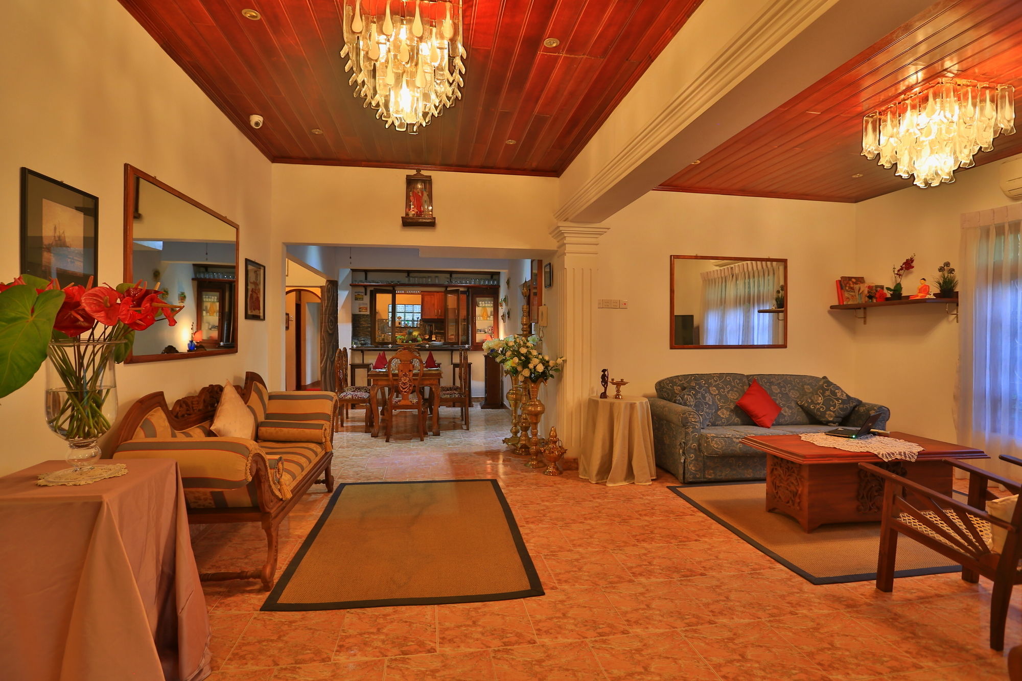 Фото Emel Boutique Hotel