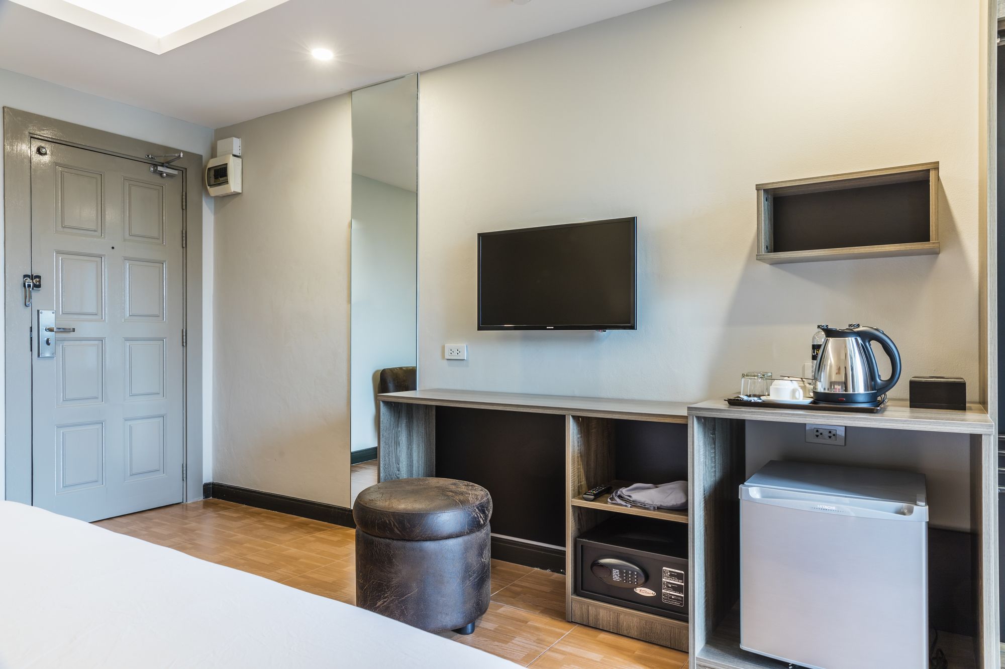 Фото Livotel Hotel Hua Mak Bangkok