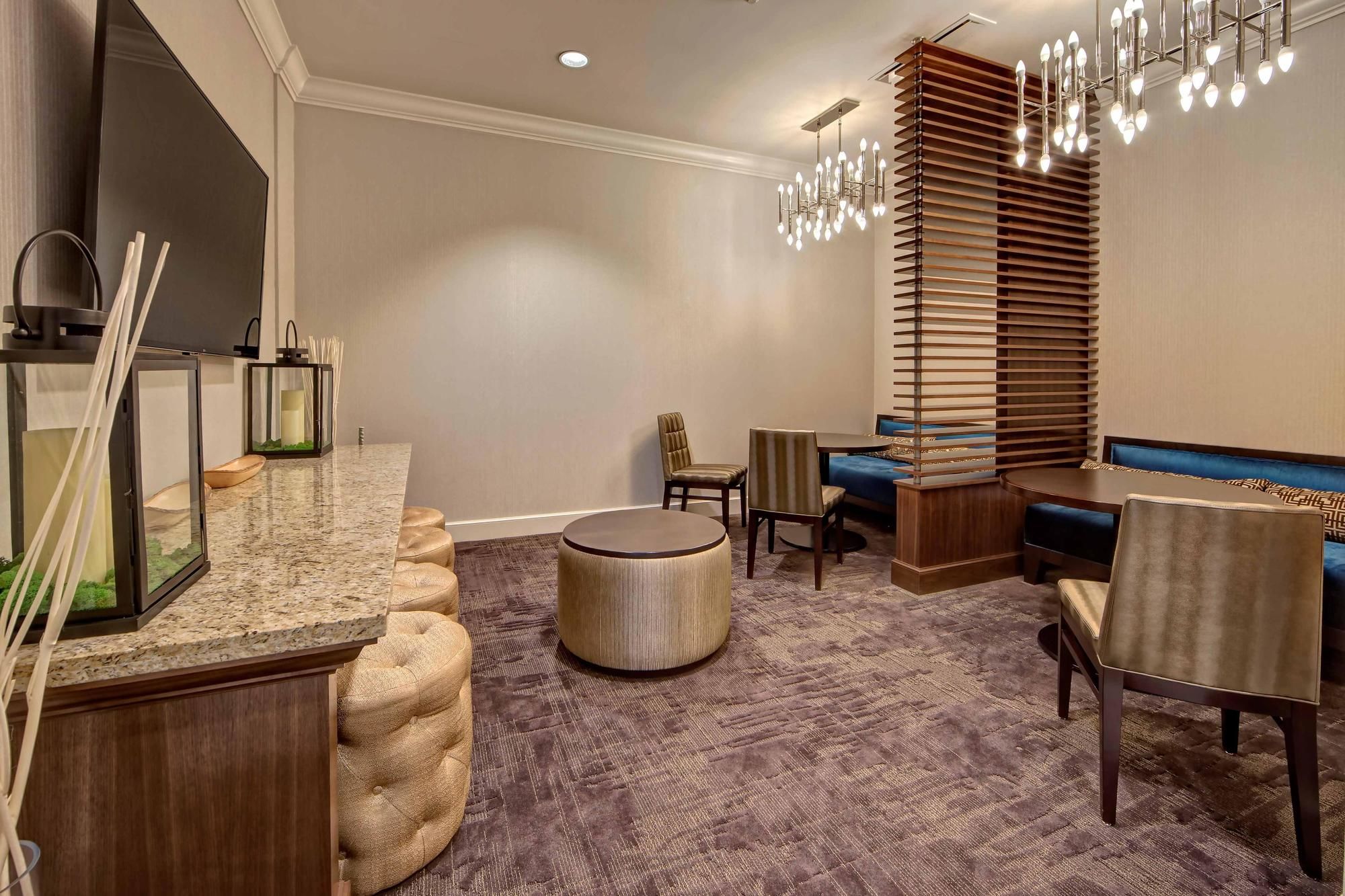 Фото Hilton Garden Inn Nashville Brentwood