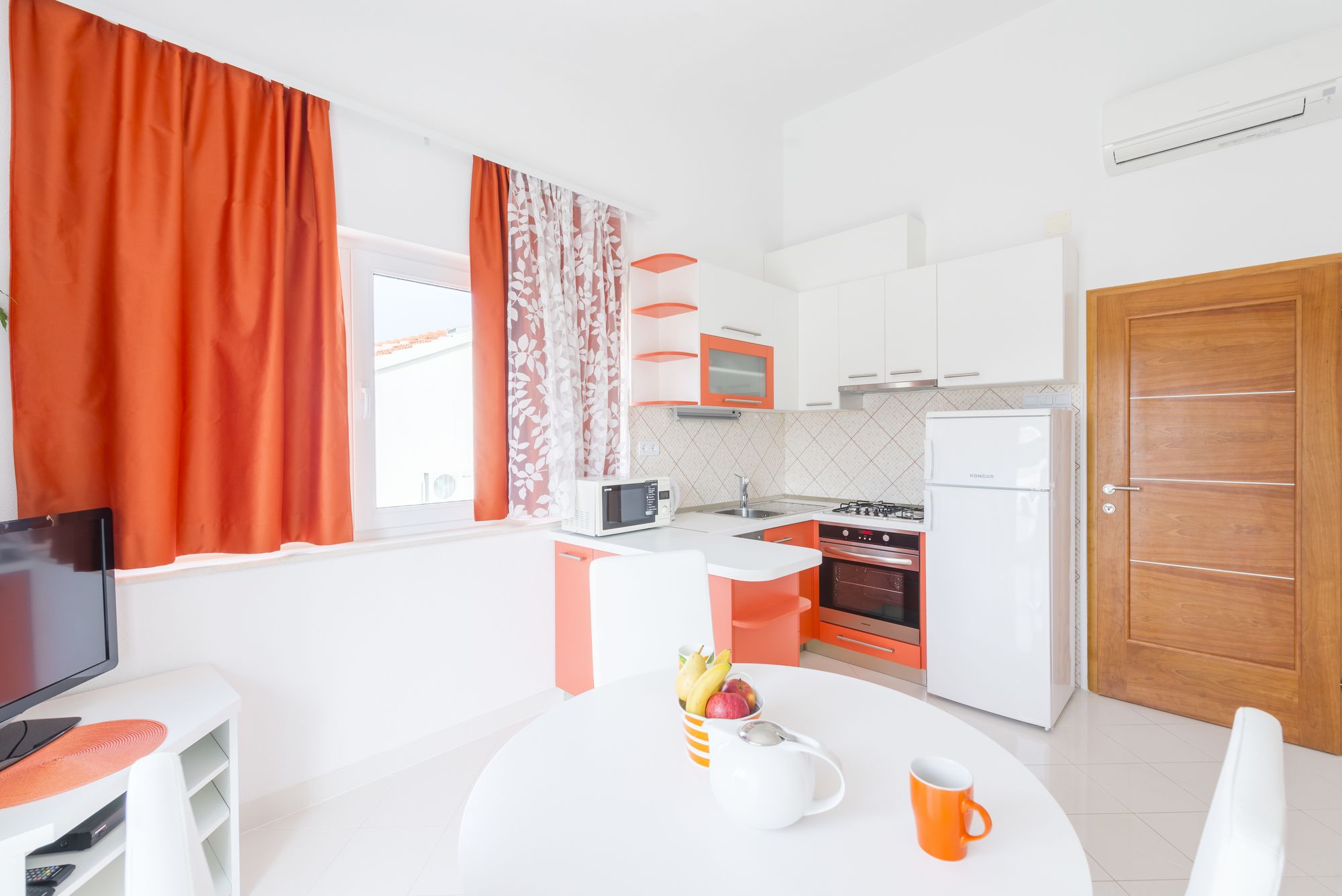 Фото Apartmani Nikolina