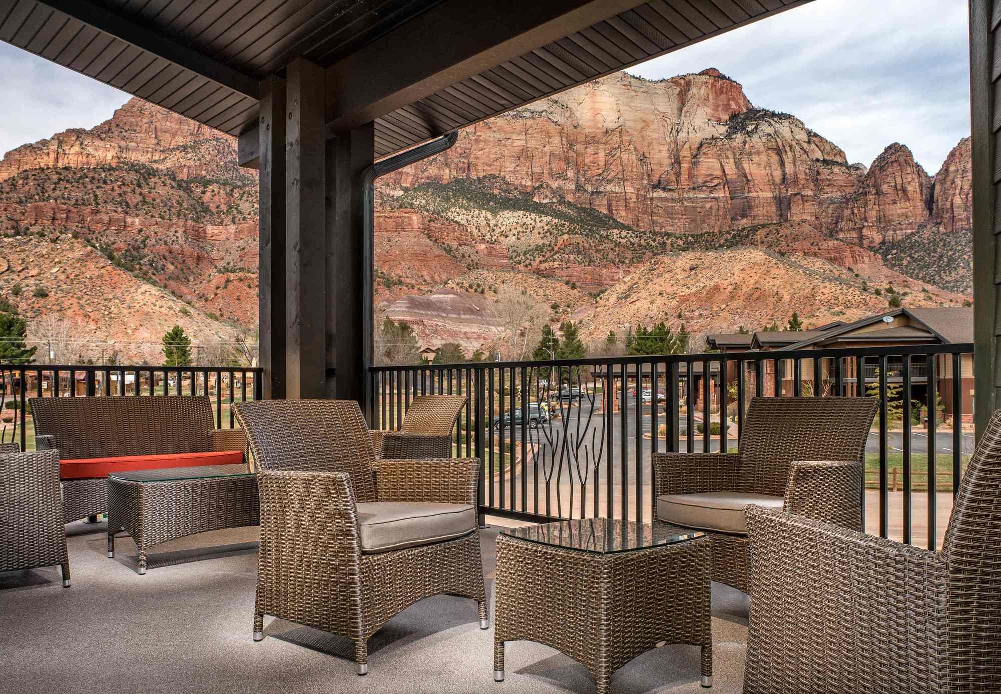 Фото SpringHill Suites by Marriott Springdale Zion National Park