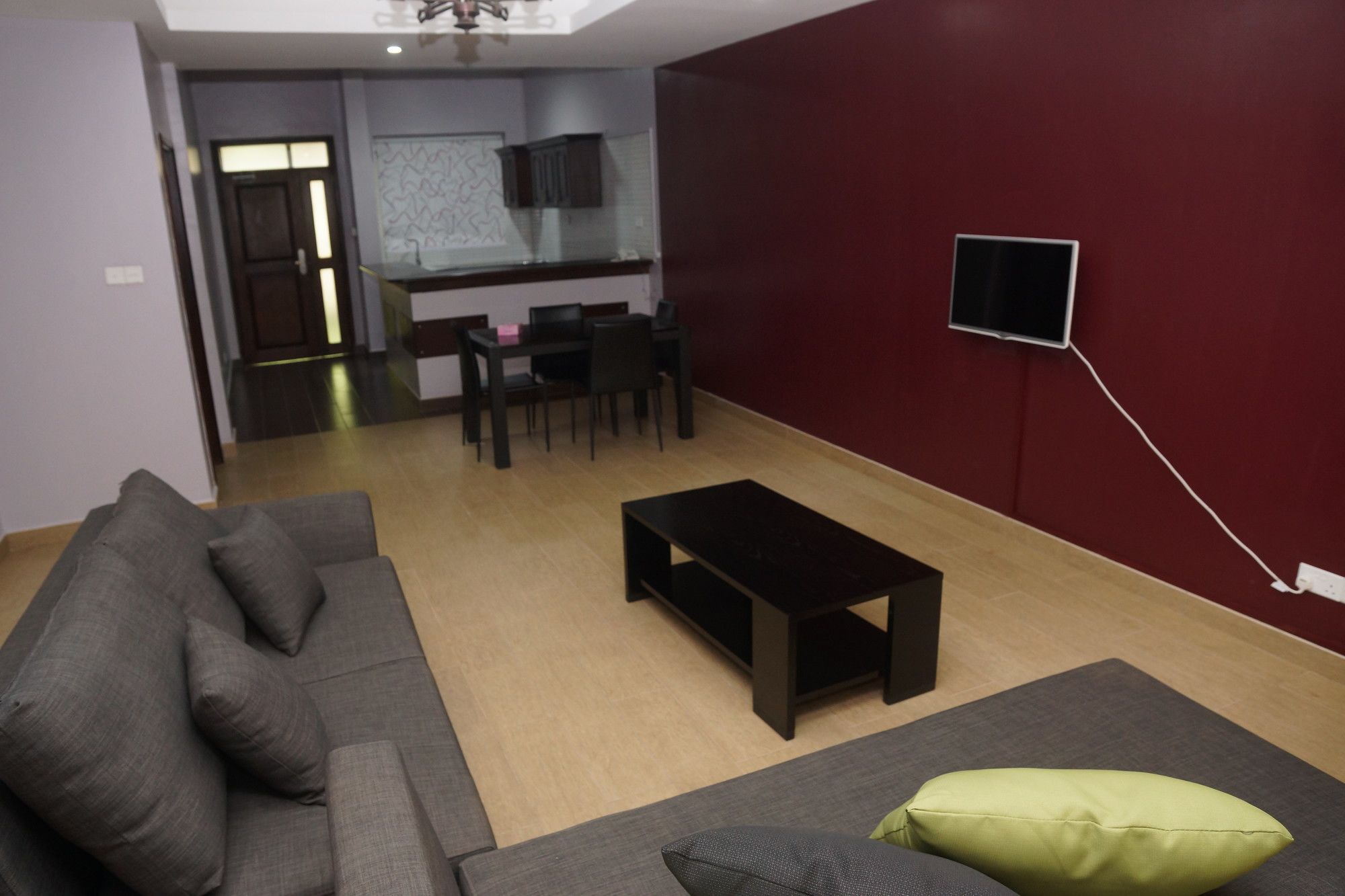 Фото Là Ponye Hotel Apartment