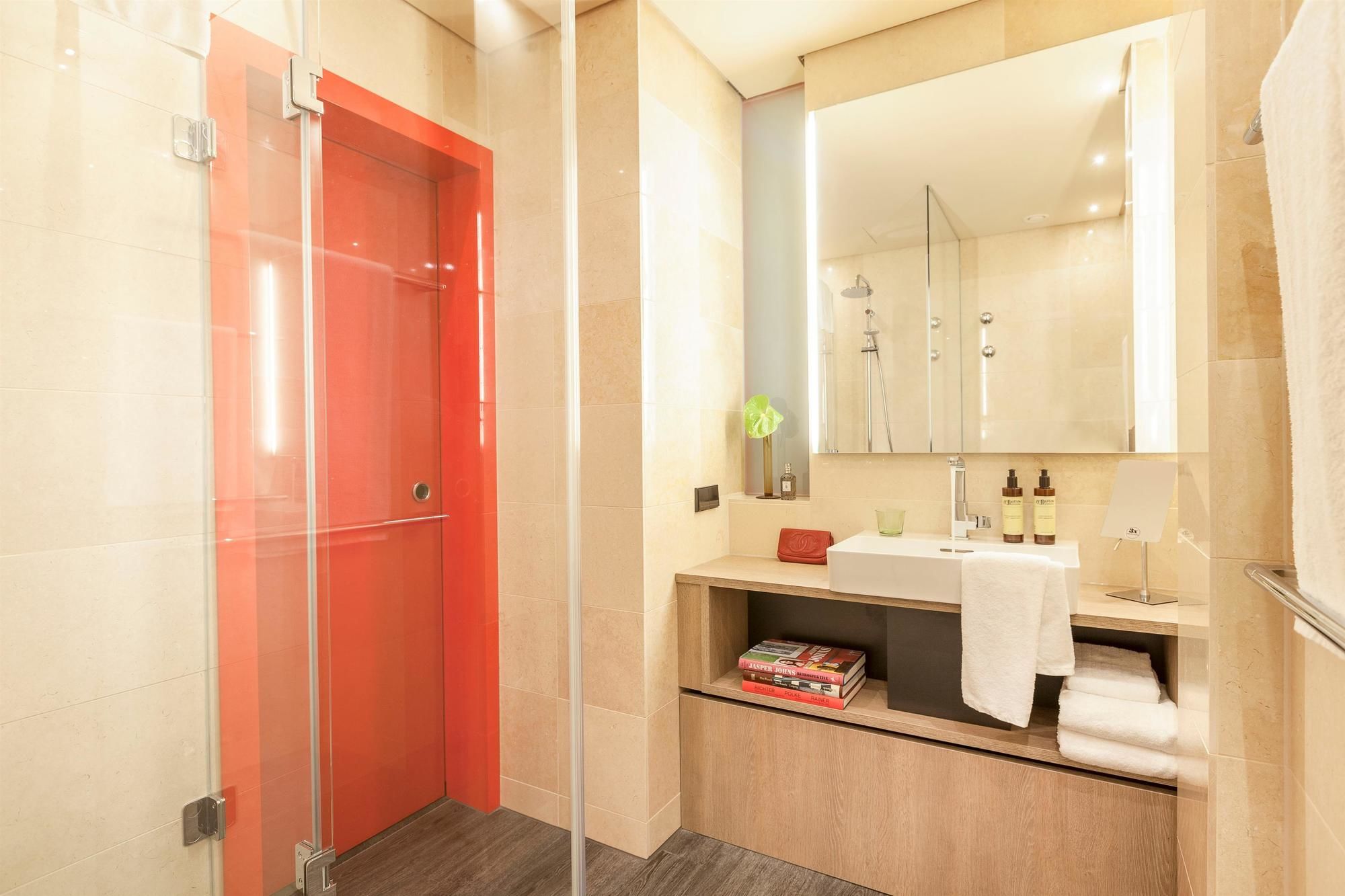 Фото Living Hotel Frankfurt