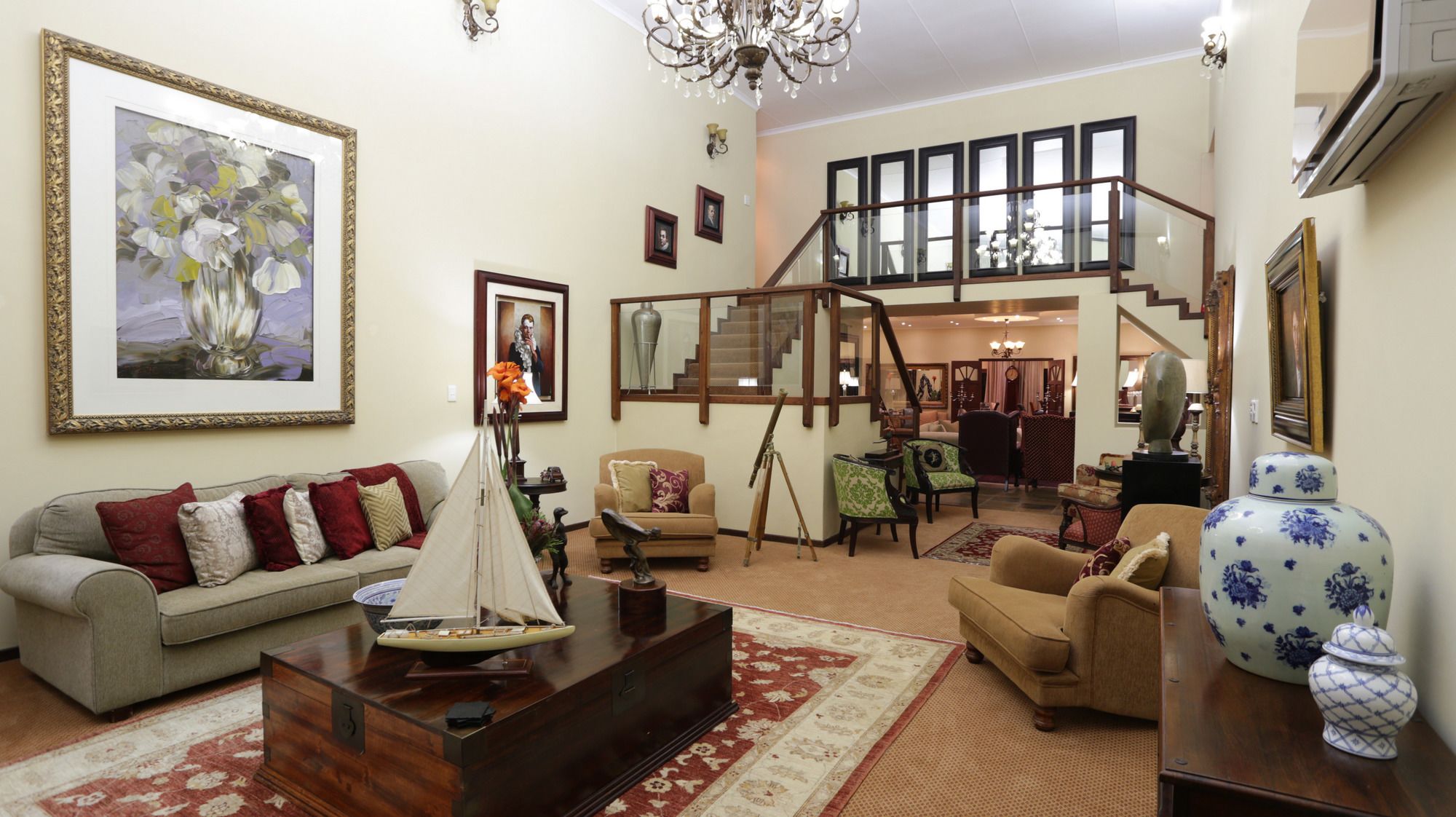 Фото Shangrila Manor - Adults Only