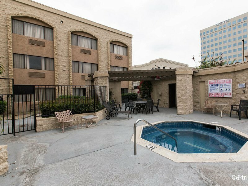 Фото Portside Inn & Suites