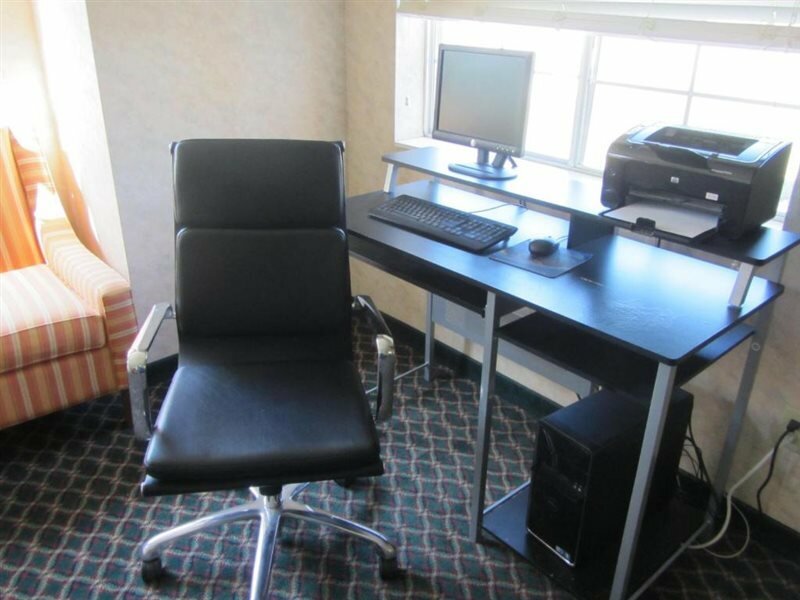 Фото Microtel Inn & Suites by Wyndham Amarillo