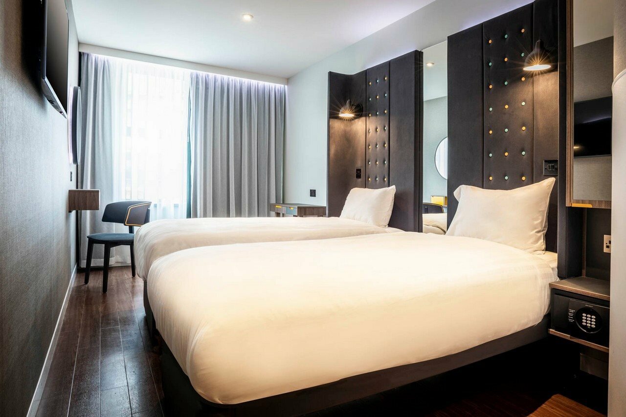 Фото Point A Hotel Dublin Parnell Street