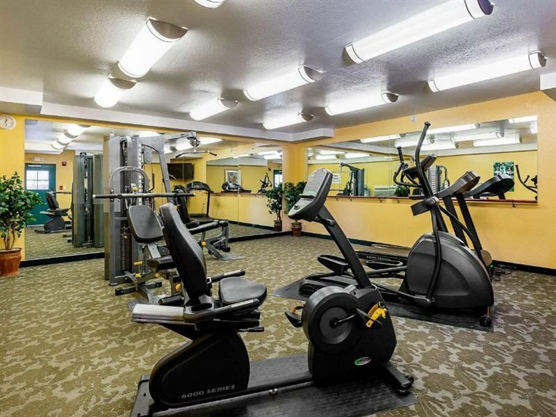 Фото Quality Inn & Suites Beachfront