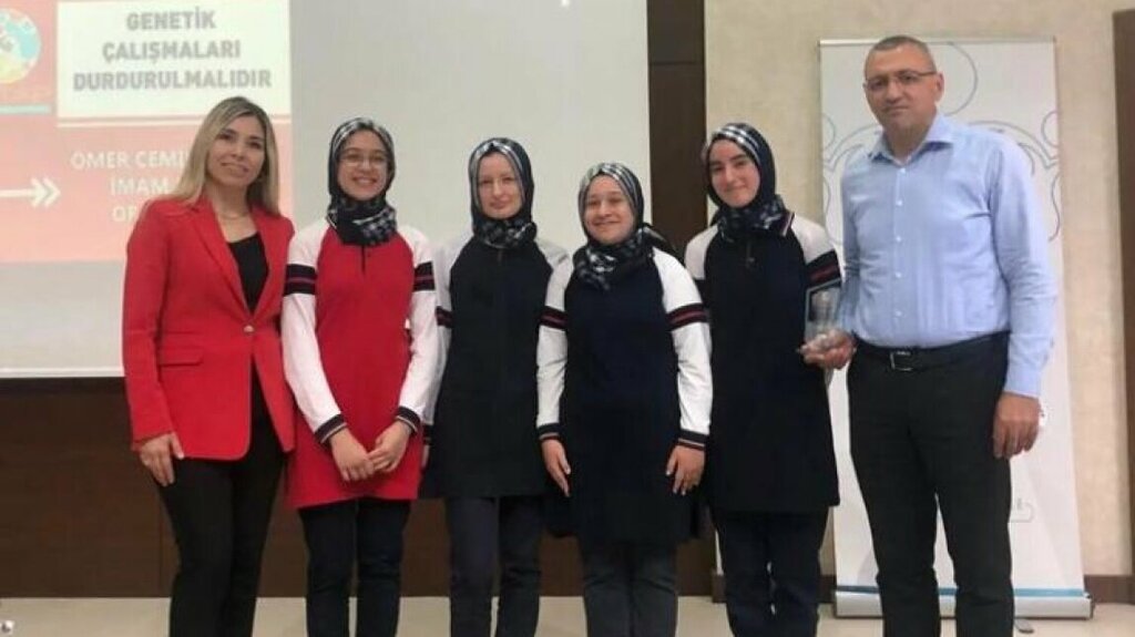 School Omer Cemile Guler Imam Hatip Middle School, Konya, photo