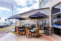 Фото The Shore Apartments