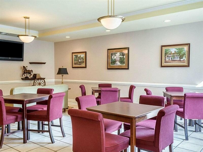 Фото Holiday Inn Express Gloucester, an Ihg Hotel