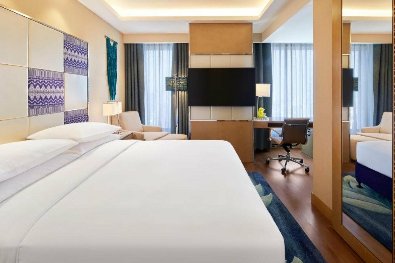 Фото Renaissance Dhaka Gulshan Hotel