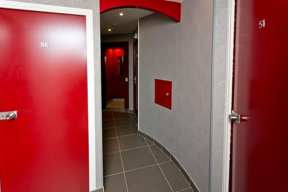 Фото Hipotel Paris Belgrand