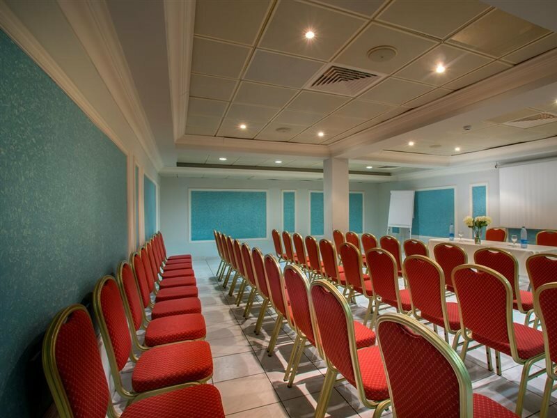 Фото Kapetanios Limassol Hotel