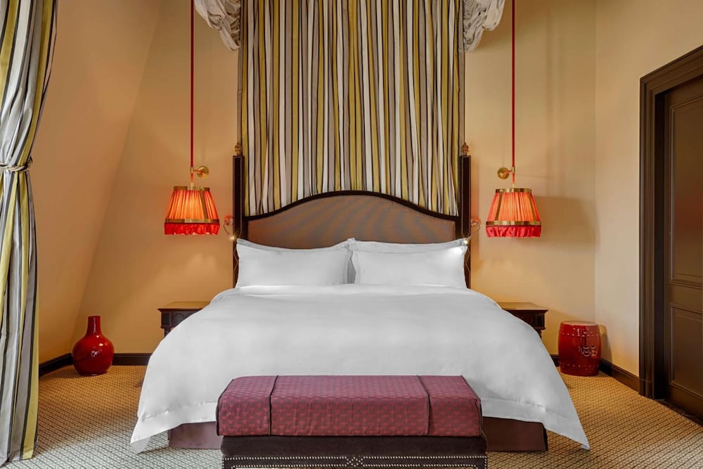 Фото Hotel Des Indes, a Luxury Collection Hotel, The Hague